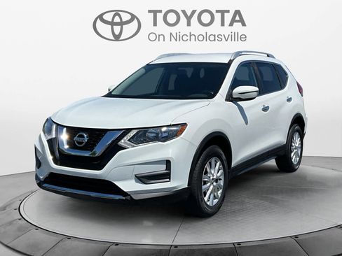 Used 2017 Nissan Rogue SV AWD/4WD image 1