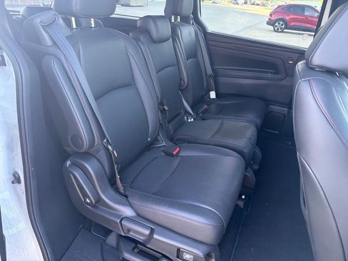 Used 2025 Honda Odyssey Sport-L image 13