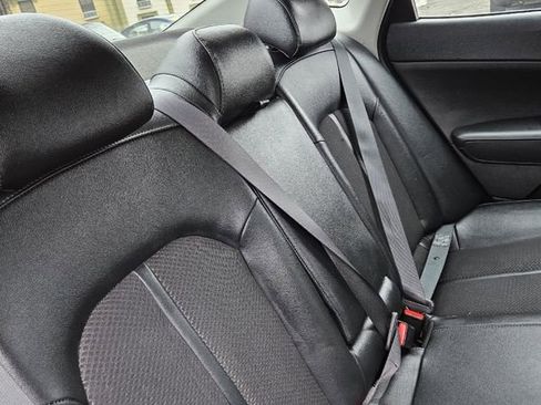 Used 2018 Kia Optima S w/ Panoramic Sunroof Package image 16