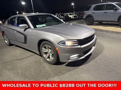 Used 2016 Dodge Charger SXT