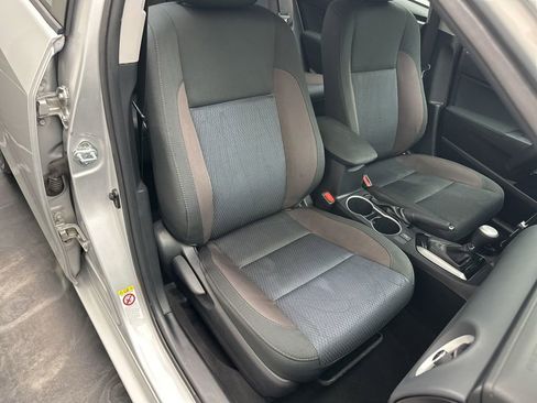 Used 2017 Toyota Corolla LE w/ Carpet Mat Package (TMS) image 9