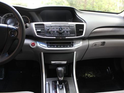 Used 2013 Honda Accord EX image 14