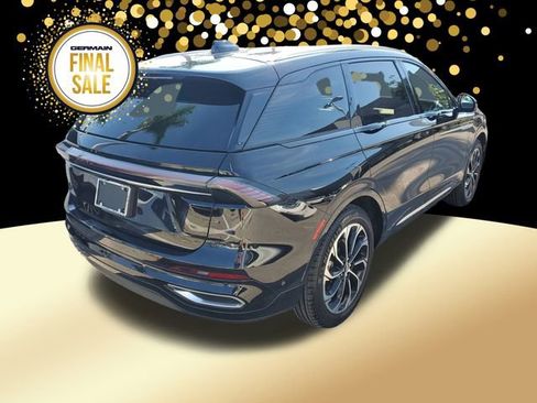 Certified 2024 Lincoln Nautilus Reserve w/ Equipment Group 202A image 6