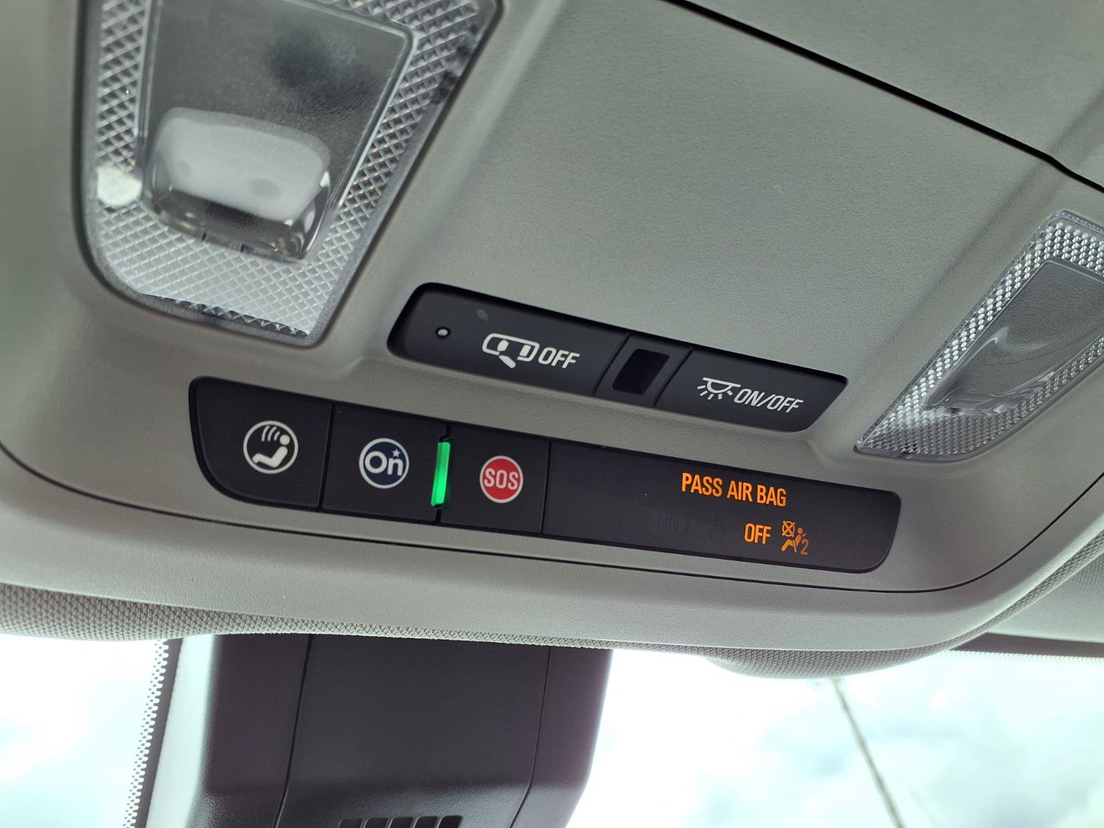 Used 2024 GMC Terrain SLE FWD image 18