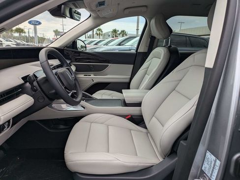 New 2026 Lincoln Nautilus Premier AWD/4WD image 20