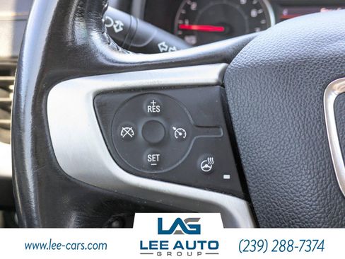 Used 2019 GMC Terrain SLT w/ Preferred Package image 23