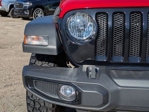 Used 2021 Jeep Wrangler Unlimited Sport AWD/4WD image 10