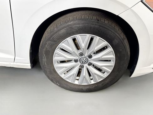 Used 2019 Volkswagen Jetta S w/ Driver Assistance Package image 31