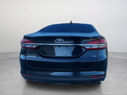 Used 2018 Ford Fusion Energi SE FWD image 4