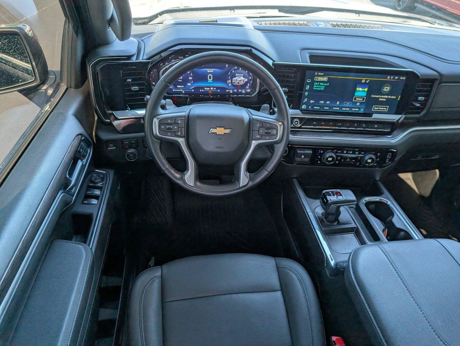 Certified 2024 Chevrolet Silverado 1500 LTZ AWD/4WD image 31