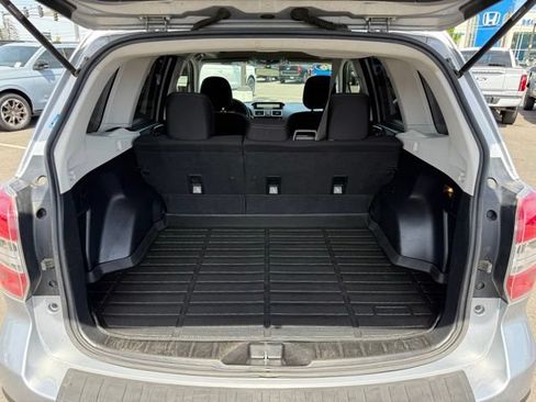 Used 2016 Subaru Forester 2.5i Premium AWD/4WD image 16