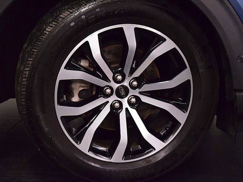 Used 2020 Ford Explorer ST image 10