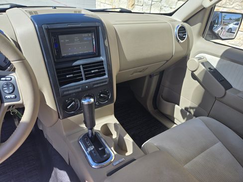 Used 2008 Ford Explorer Sport Trac XLT RWD image 18