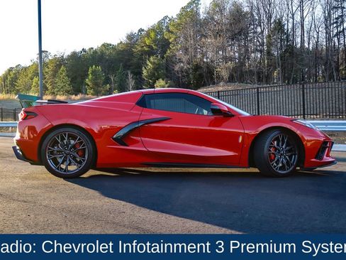 Used 2023 Chevrolet Corvette Stingray Premium Conv w/ Z51 Performance Package image 9