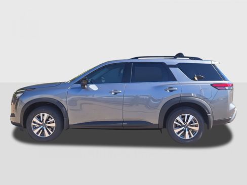 New 2026 Nissan Pathfinder SL FWD image 9