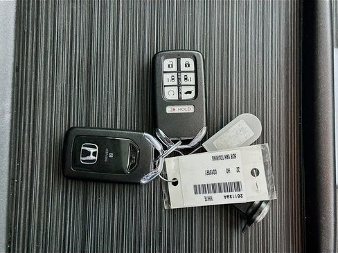 Used 2022 Honda Odyssey Touring image 38