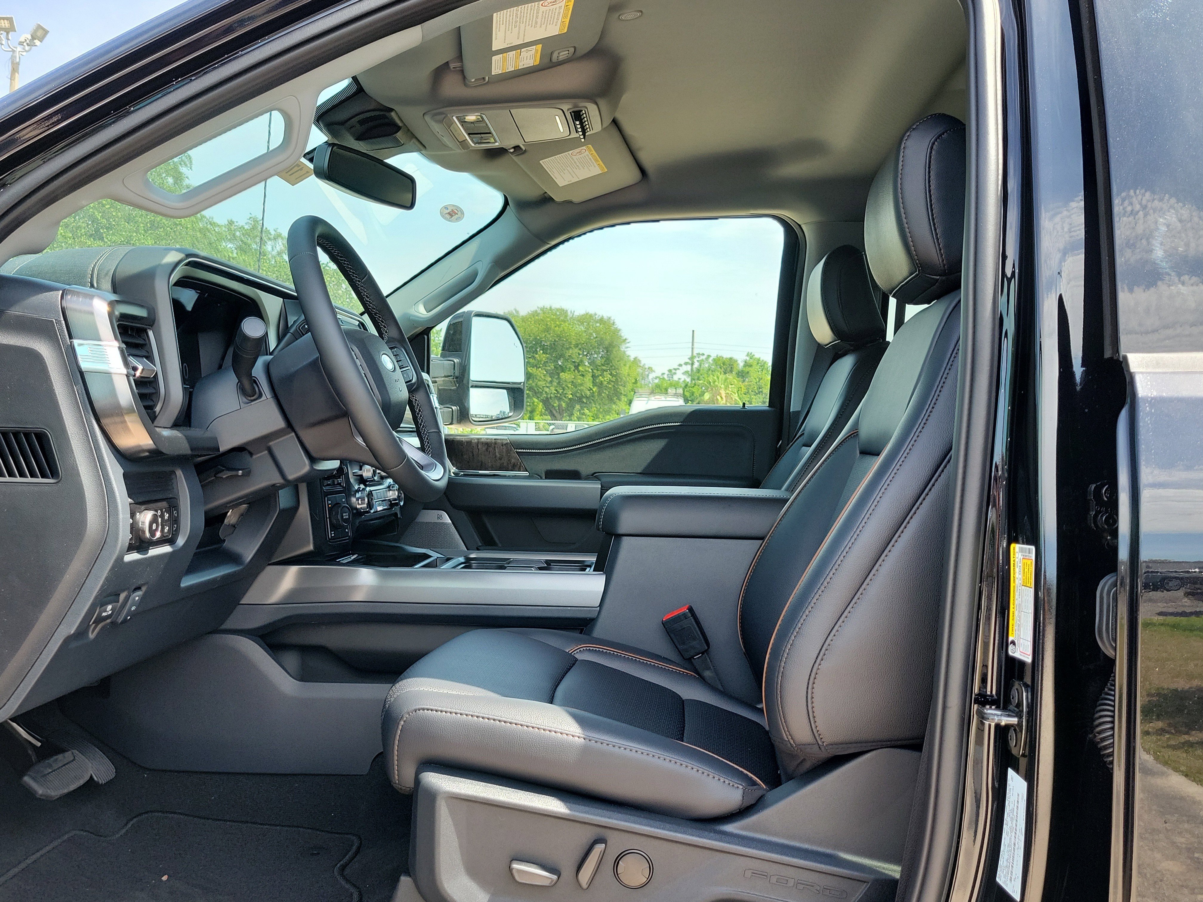 New 2026 Ford F250 Lariat AWD/4WD image 16
