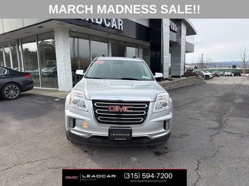 Used 2017 GMC Terrain SLT w/ Driver Alert Package I image 9