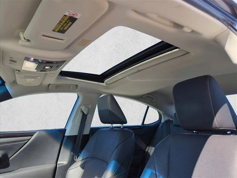 Used 2019 Lexus ES 350 ES 350 w/ Premium Package image 23