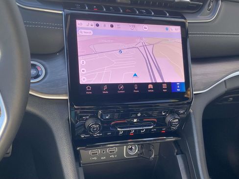 New 2025 Jeep Grand Cherokee L Limited w/ Trailer Tow Package image 4