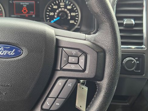 Used 2015 Ford F150 XLT w/ Equipment Group 302A Luxury image 41