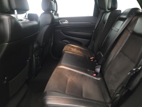 Used 2022 Jeep Grand Cherokee Laredo X AWD/4WD image 18
