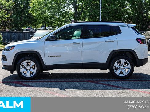 Used 2022 Jeep Compass Latitude w/ Convenience Group AWD/4WD image 10