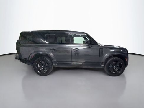 Used 2024 Land Rover Defender 130 X-Dynamic SE AWD/4WD image 8