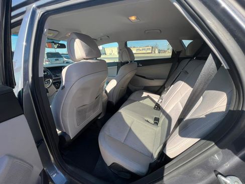 Used 2016 Hyundai Tucson Sport image 9