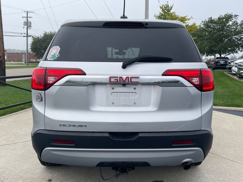 Used 2019 GMC Acadia SLE FWD image 6