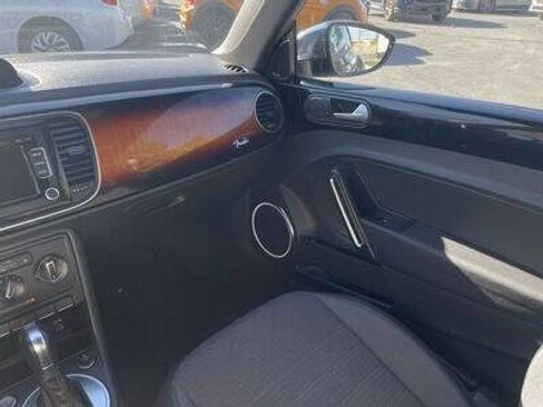 Used 2013 Volkswagen Beetle Turbo image 12