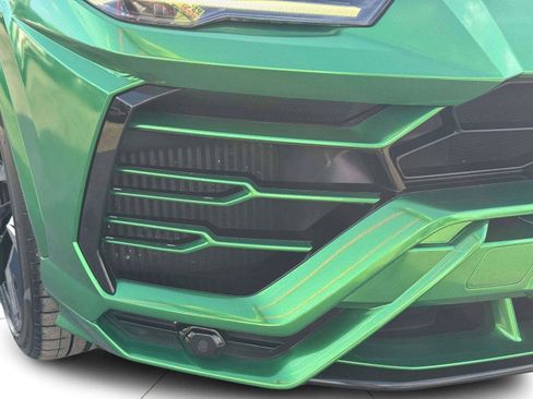 Used 2021 Lamborghini Urus AWD/4WD image 13
