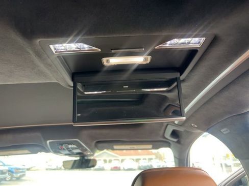 Used 2024 Audi S8 image 40