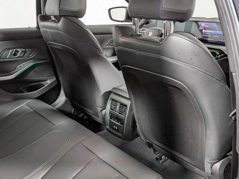 Used 2025 BMW 330i xDrive Sedan w/ M Sport Package image 37