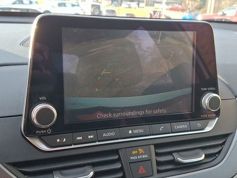 Used 2024 Nissan Altima 2.5 SR image 18