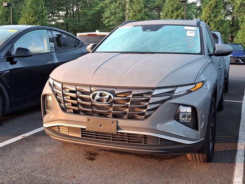 Used 2024 Hyundai Tucson SEL w/ Convenience Package AWD/4WD image 2