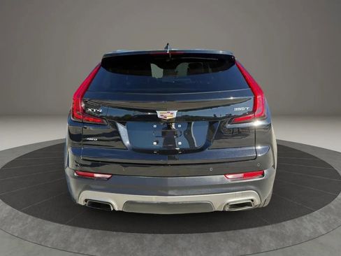 Used 2020 Cadillac XT4 Premium Luxury w/ Cold Weather Package AWD/4WD image 5