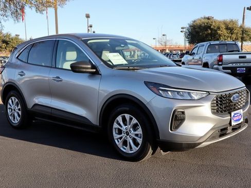 Certified 2023 Ford Escape Active image 9