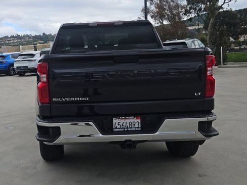 Used 2022 Chevrolet Silverado 1500 LT RWD image 9