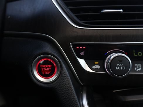 Used 2021 Honda Accord EX-L image 11