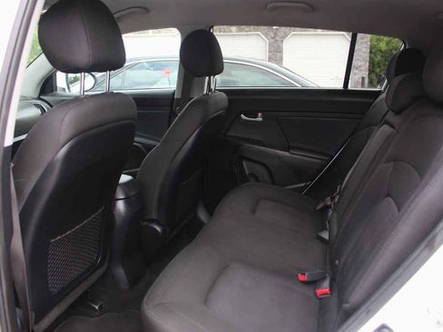 Used 2013 Kia Sportage LX FWD image 24