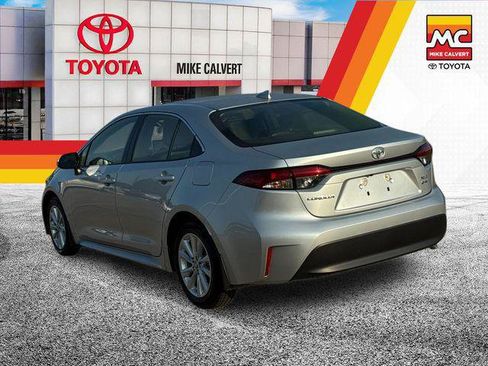 Certified 2026 Toyota Corolla XLE FWD image 3