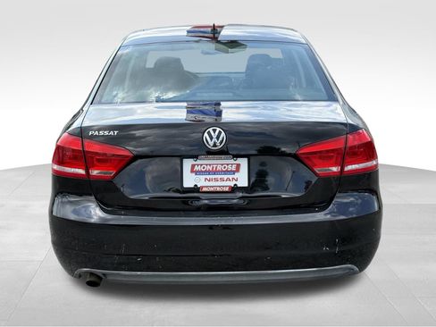 Used 2012 Volkswagen Passat 2.5 S FWD image 5