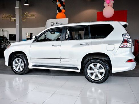 Used 2016 Lexus GX 460 image 8