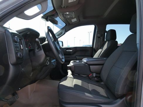 Certified 2025 Chevrolet Silverado 1500 Custom image 19