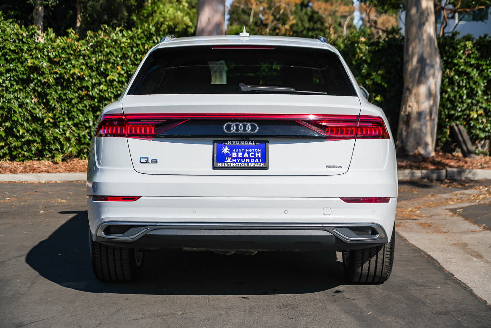 Used 2022 Audi Q8 Premium Plus AWD/4WD image 7
