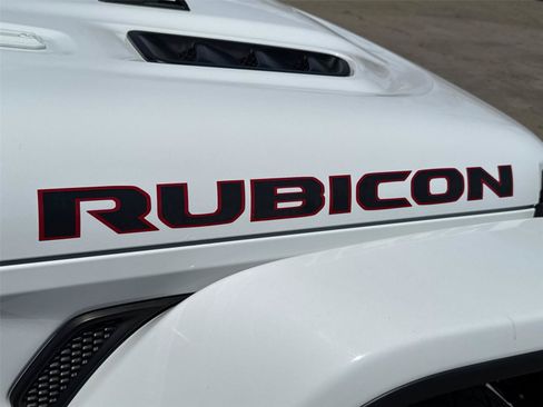 Used 2019 Jeep Wrangler Unlimited Rubicon AWD/4WD image 9