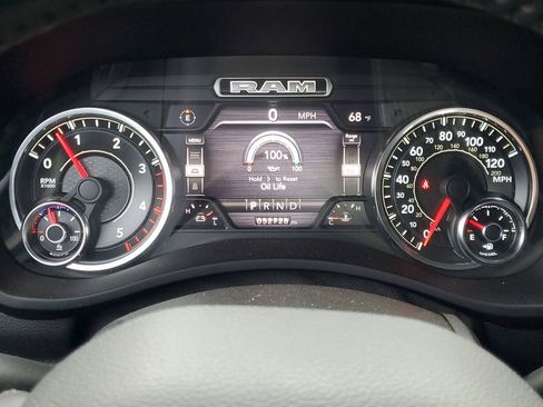 Used 2021 RAM 3500 Laramie image 16