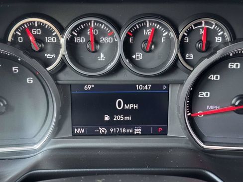 Used 2021 Chevrolet Tahoe LT w/ LT Signature Package AWD/4WD image 14