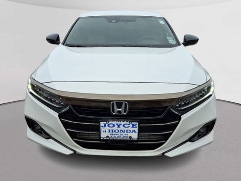 Certified 2022 Honda Accord Sport image 3